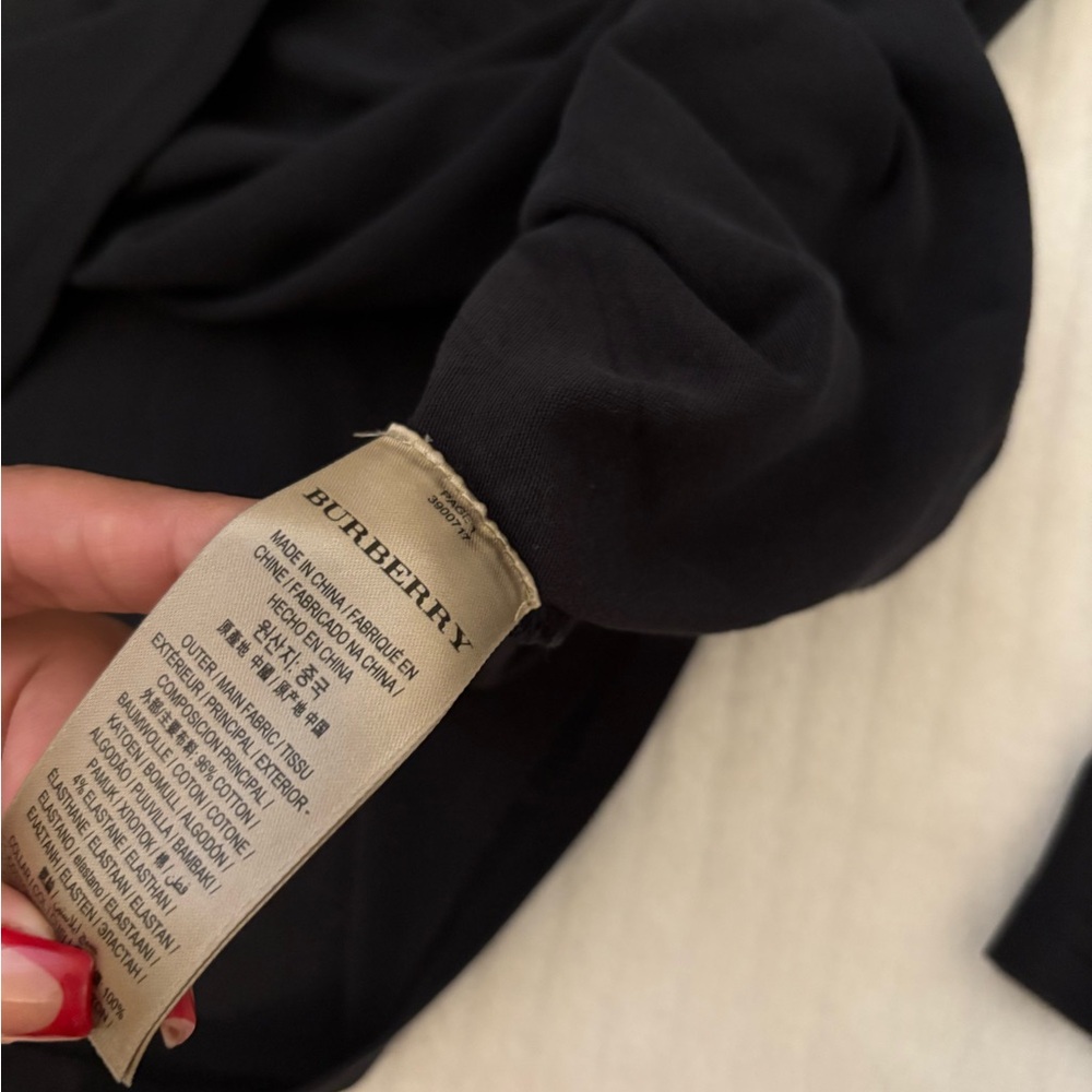 Burberry Black Long Sleeve Button-Down Shirt with Beige Check Collar - Picture 4 of 4